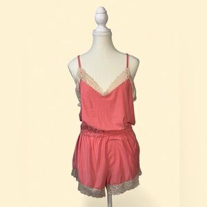 Thalia‎ Sodi Peach and Cream Lace Pajama Set